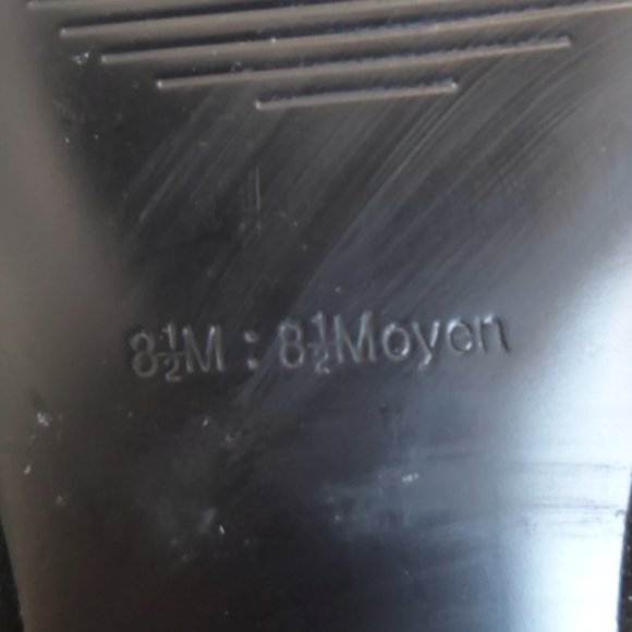 Marc Fisher black suede low heeled pumps with rhinestone embellishments, 8.5 - Picture 6 of 6